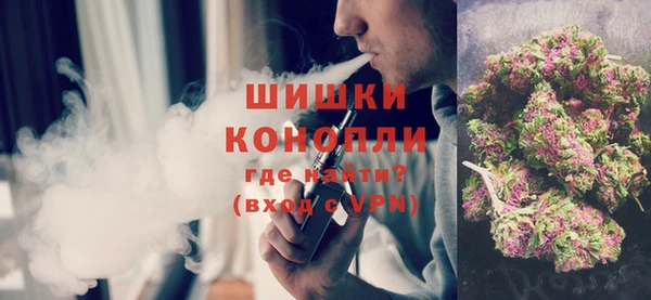 твердый Аксай